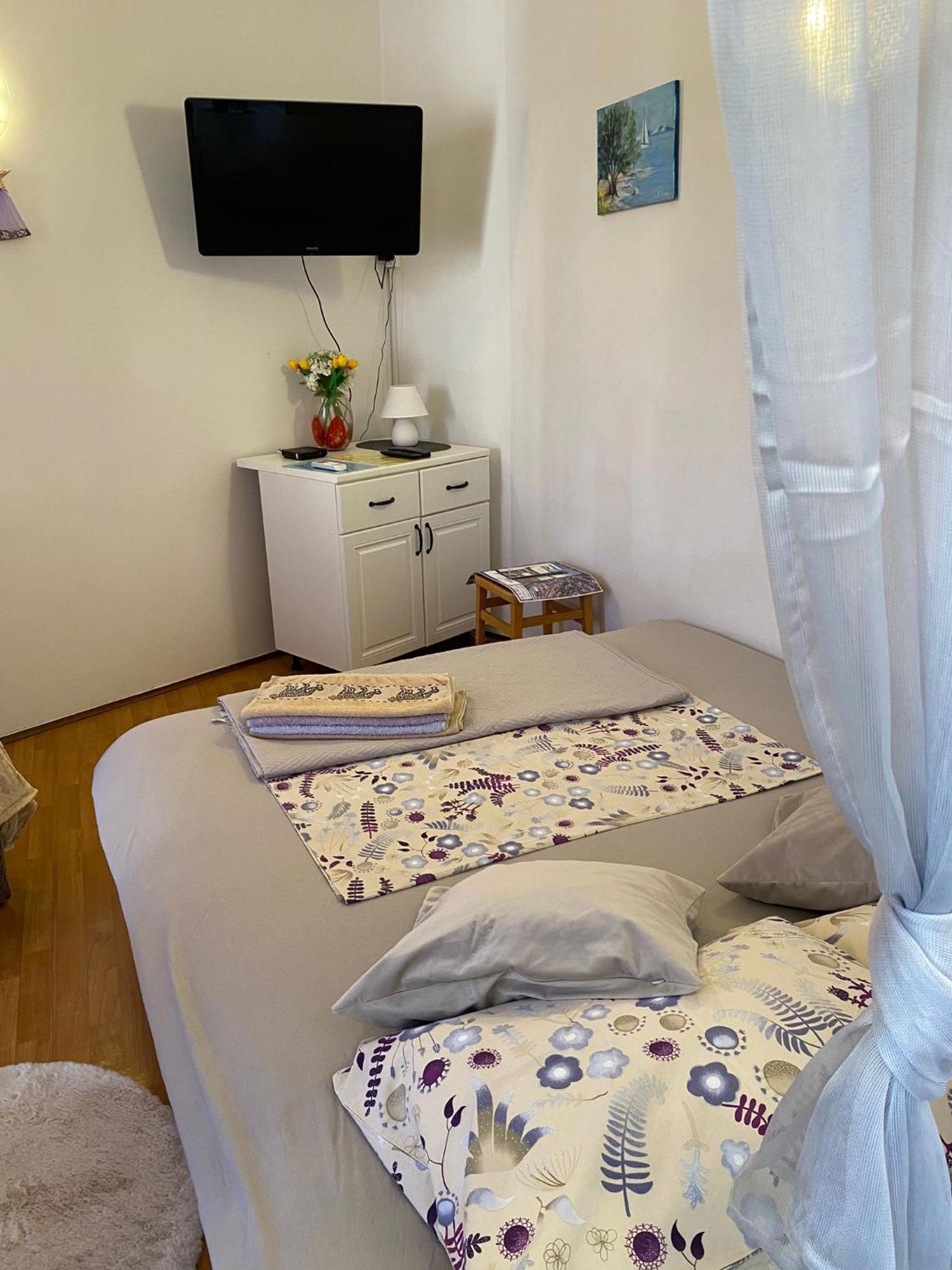 Bright And Charming Studio Apartment 里耶卡 外观 照片